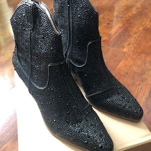 Matisse Harlow Black Studded Boot Size 6.5